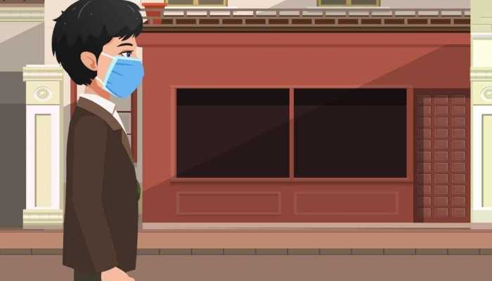 大熊猫幼崽吃游客掉落口罩 基地回应大熊猫幼崽啃游客掉落口罩