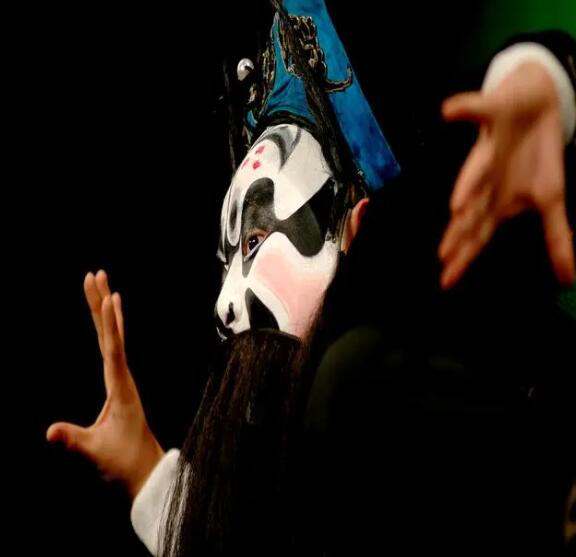 京剧的哇呀呀喂呀呀哇哈哈都啥意思 京剧中这些特殊的声音你知道是什么意思吗?