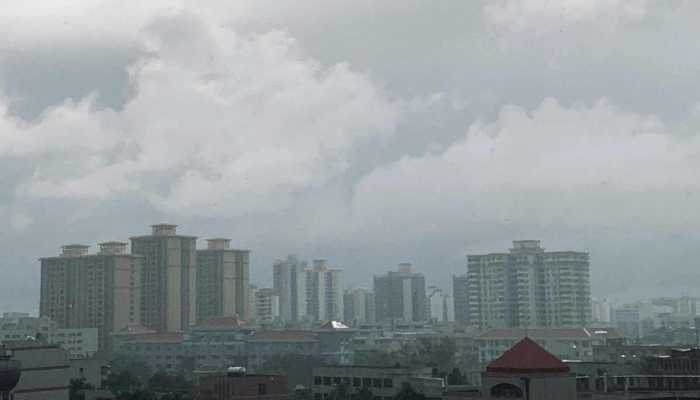 广东今北部珠三角等有大到暴雨 广州有雨雾最高气温19℃