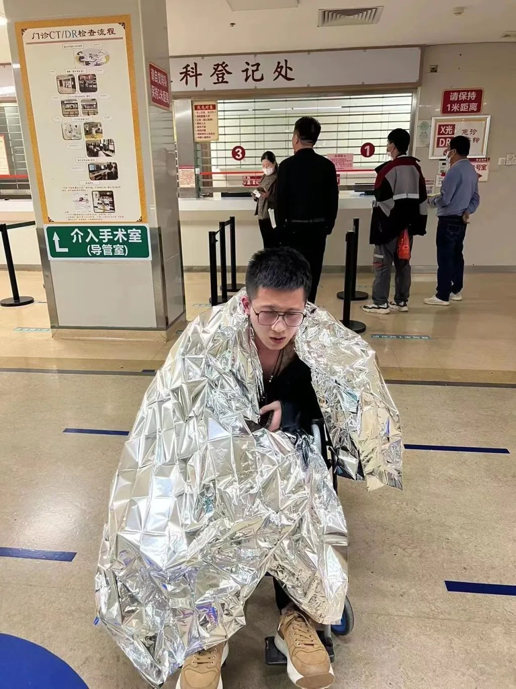 深夜突发!17岁少女跳河轻生!正陪爸爸妈妈在当地治病的青岛小伙,二话没说就冲了曩昔… 深夜突发!17岁少女跳河轻生!正陪爸爸妈妈在当地治病的青岛小伙,二话没说就冲了曩昔…