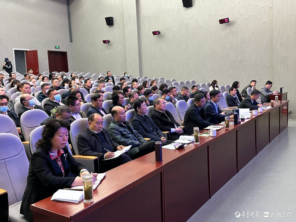 泰安市文旅局展开4月份“报账露脸”大讲堂，26人现场脱稿述职