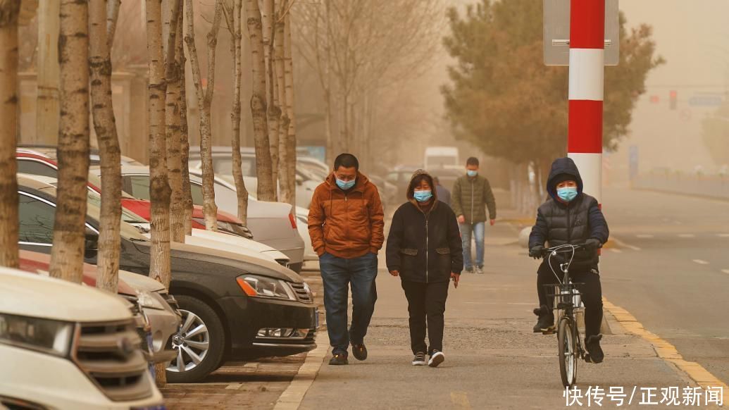 中央气象台持续发布沙尘暴蓝警:今起3天北方有沙尘 中央气象台持续发布沙尘暴蓝警:今起3天北方有沙尘