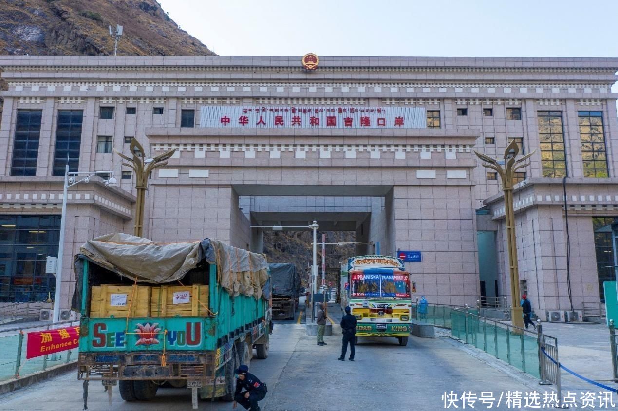 寻访最美戍边人｜“严守国门安全 擦亮‘国门手刺’是咱们的崇高使命”