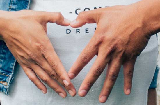 2023母亲节温馨祝福语摘录46句 2023母亲节温馨祝福语摘录46句