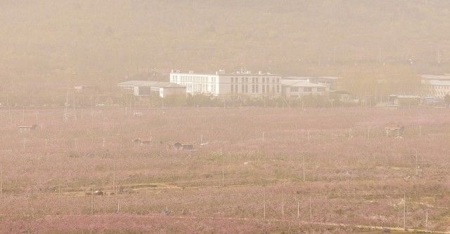 沙尘暴蓝色预警继续，北方沙尘影响将继续至本周末