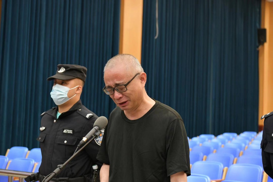 纳贿1600余万!许锋纳贿、滥用职权一案开庭 纳贿1600余万!许锋纳贿、滥用职权一案开庭