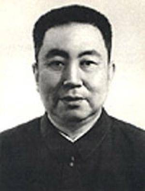 他是开国少将,曾是华国锋的上司,同事三年,他如何点评华国锋? 他是开国少将,曾是华国锋的上司,同事三年,他如何点评华国锋?