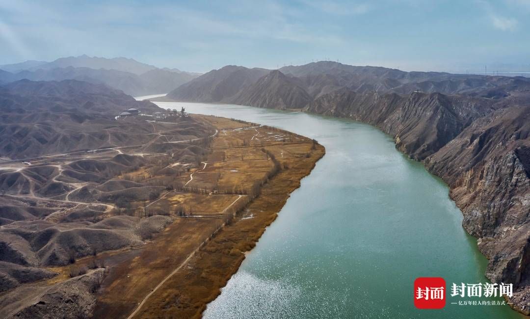 一张身份证里的“黄河往事”丨水润中国·对话世界灌溉工程遗产 一张身份证里的“黄河往事”丨水润中国·对话世界灌溉工程遗产