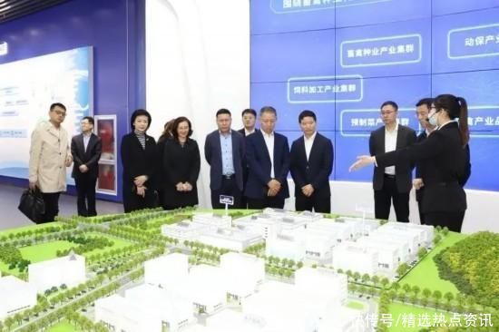 “创业中华·侨涌泉城——侨界代表人士走进钢城暨现代化高品质美丽钢城推介会”成功举办