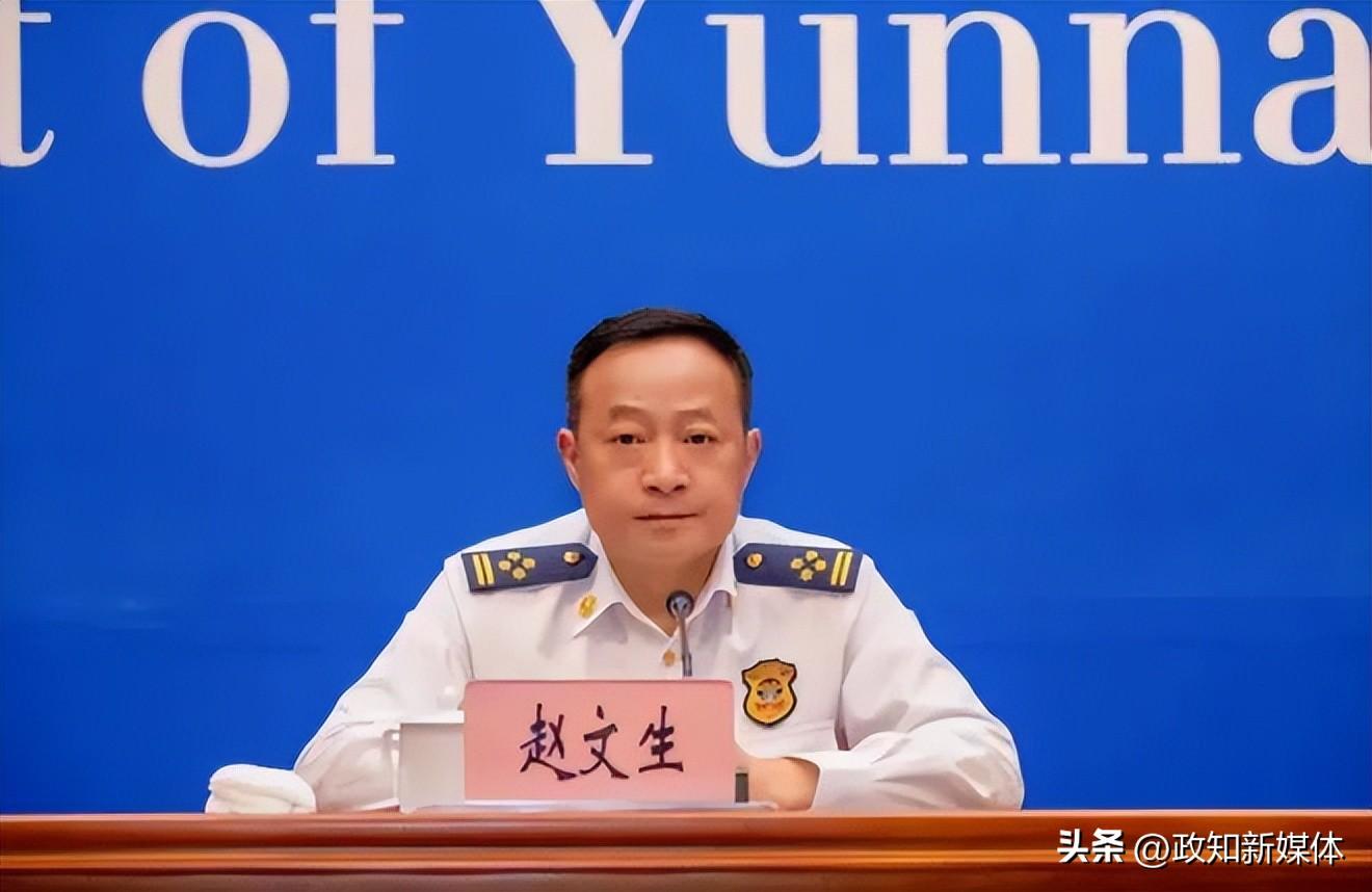 自动投案的省消防救援总队总队长,搞团团伙伙、暗里拉票 自动投案的省消防救援总队总队长,搞团团伙伙、暗里拉票