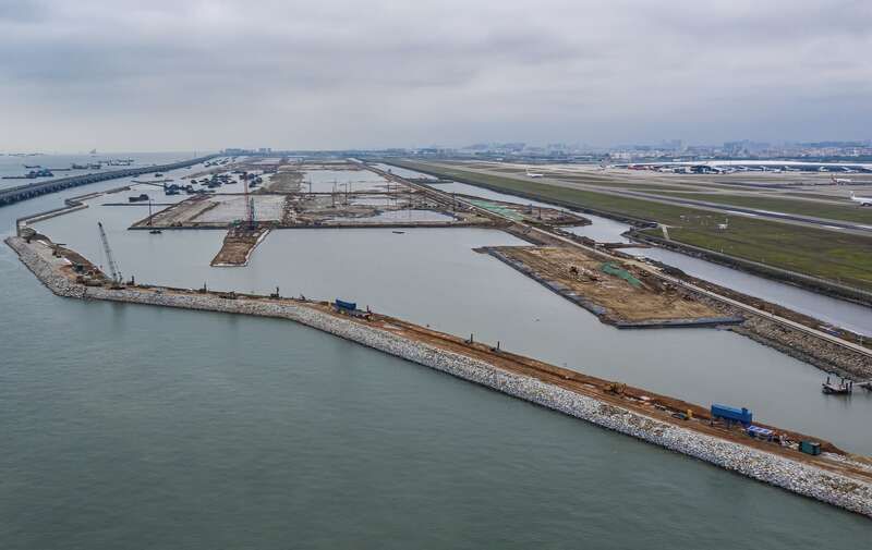 深圳机场三跑道扩建工程项目S区高压旋喷桩全部完结 深圳机场三跑道扩建工程项目S区高压旋喷桩全部完结