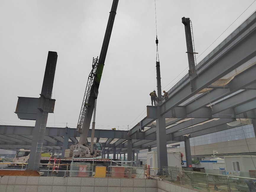 西交广场工程迎来重要施工节点：完结虹桥归纳交通纽带与商务区中心区无缝联接