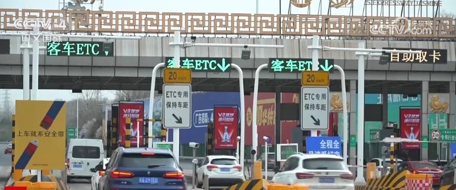 “五一”假日敞开 全国交通迎来客流顶峰 “五一”假日敞开 全国交通迎来客流顶峰