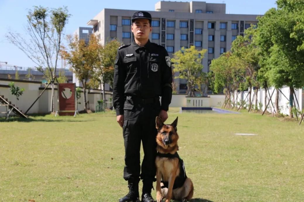 脱下戎衣，他们奏响“劳动者之歌”