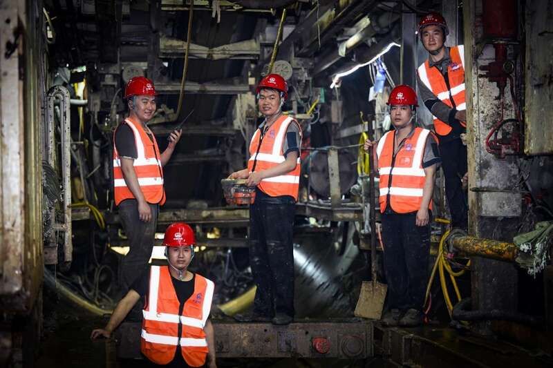 ​劳动节，走近90后的芳华“隧”月