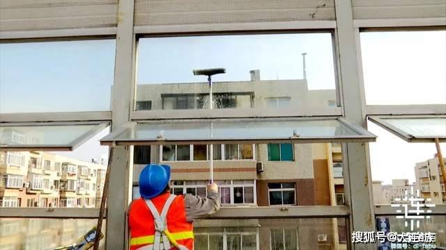 从星海湾大桥到过街天桥,焕新了! 从星海湾大桥到过街天桥,焕新了!