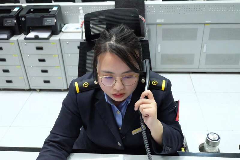 陈玉娇:为中欧班列敞开信号的女“指挥官” 陈玉娇:为中欧班列敞开信号的女“指挥官”