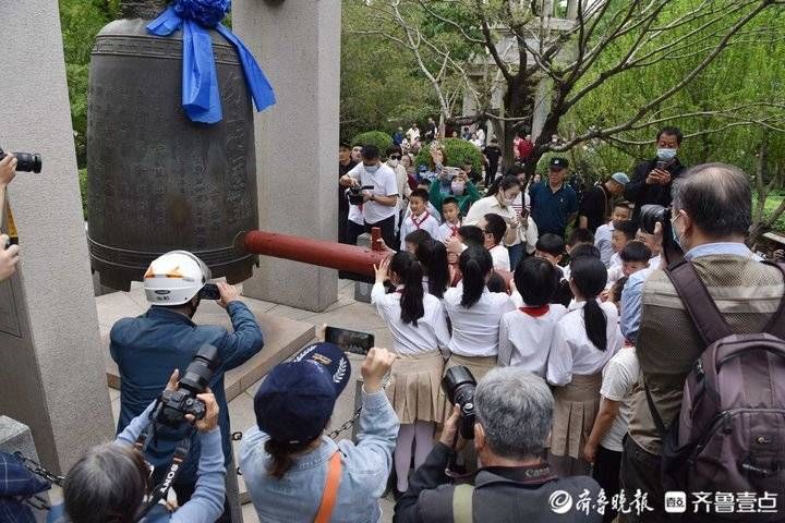 济南天下第一泉风景区举办“五三惨案”九十五周年留念活动 济南天下第一泉风景区举办“五三惨案”九十五周年留念活动