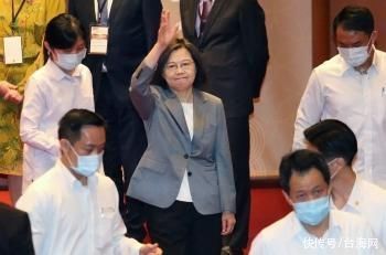 怨气“井喷”!台湾民众五一上街头,要跟民进党当局算总账 怨气“井喷”!台湾民众五一上街头,要跟民进党当局算总账