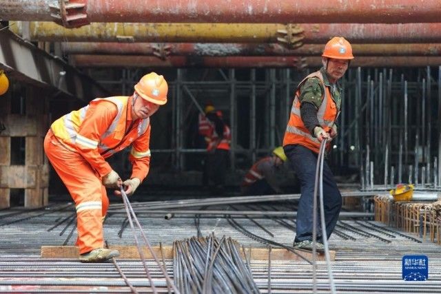 假期里的劳作者