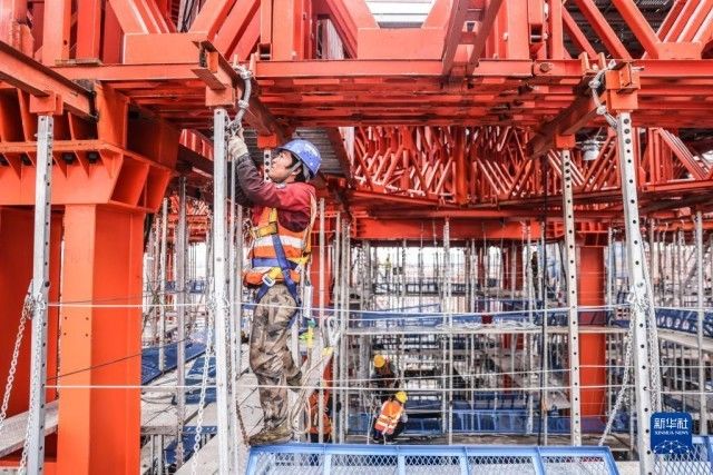 假期里的劳作者