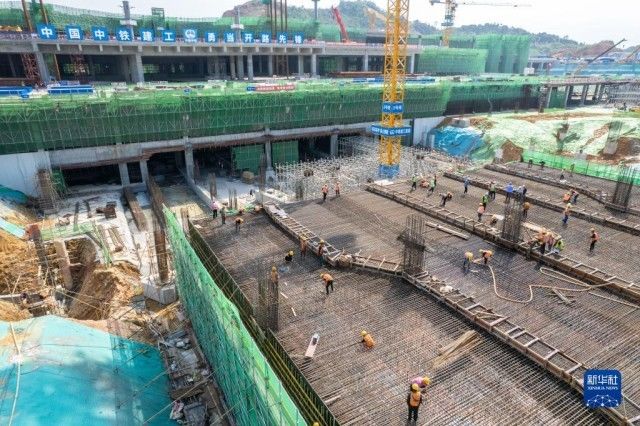 假期里的劳作者