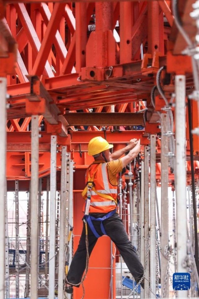 假期里的劳作者