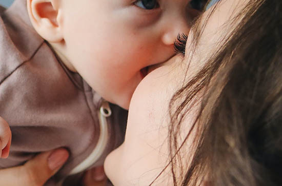 母亲节收到女儿送的鲜花感言 母亲节收到女儿的花怎么表达