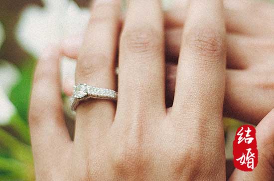 结婚送亲属相相冲对谁不好