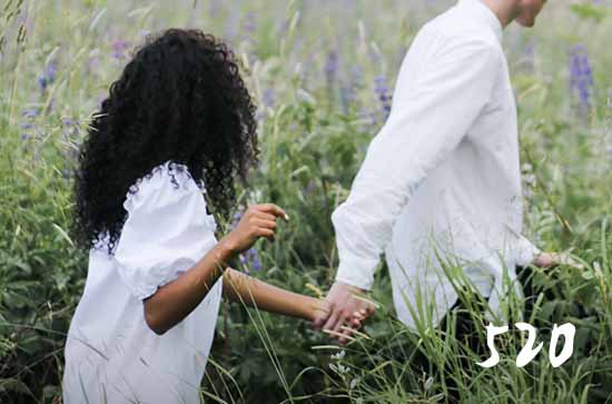 网络情人节520送花祝福语2023 网络情人节520送花祝福语2023